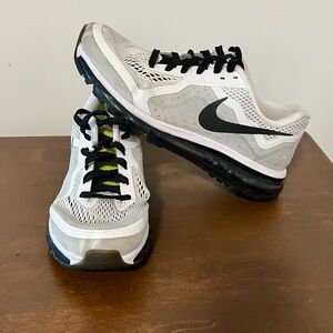 Nike Air Max 2014 White Black Volt Running Shoes Men’s Size 10.5 621077-100